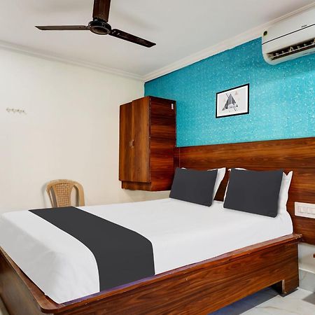 Hotel O Gangothri Lodge Visakhapatnam Exterior photo